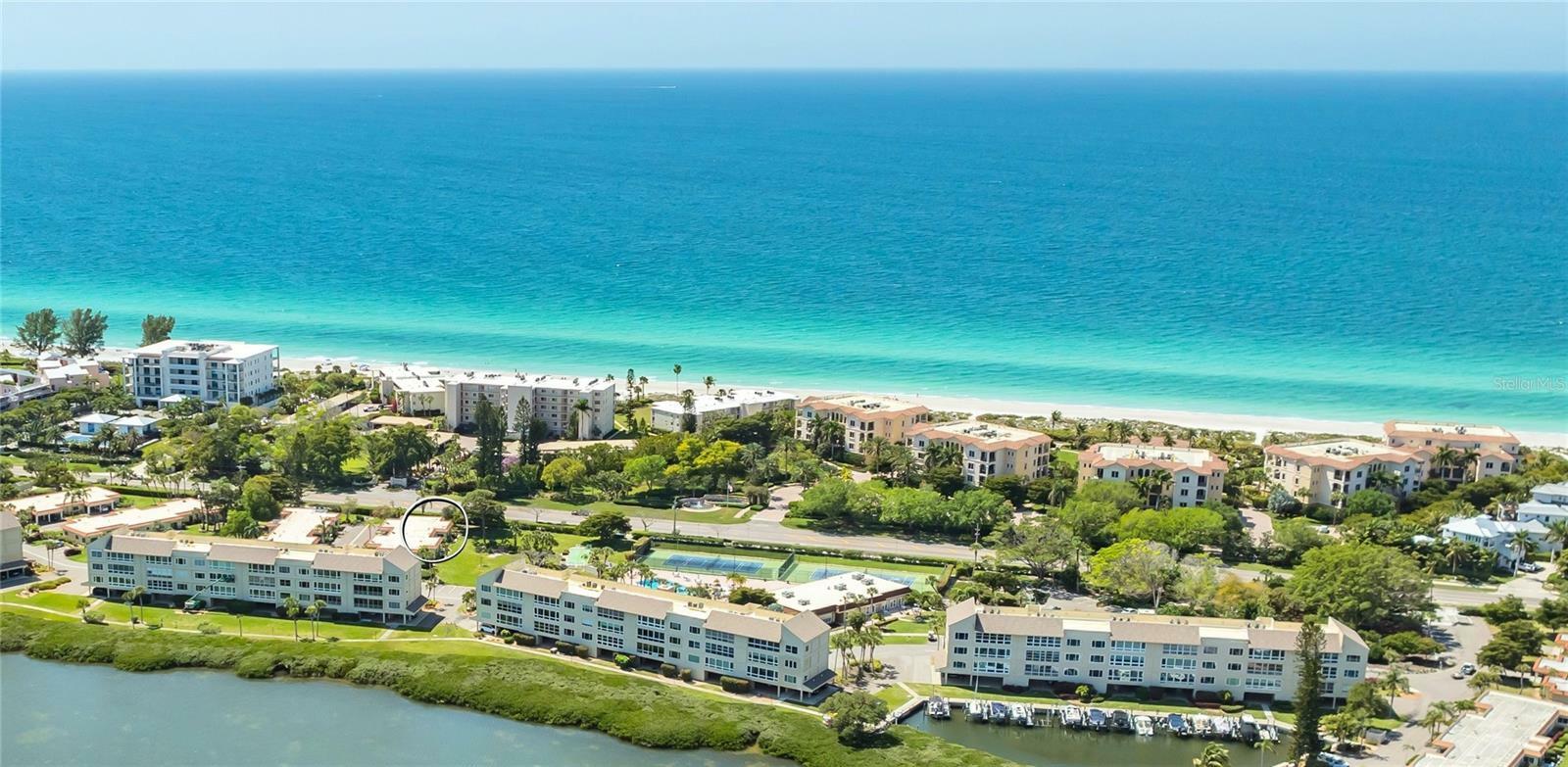 Property Photo:  4840 Gulf Of Mexico Drive Villa 15  FL 34228 