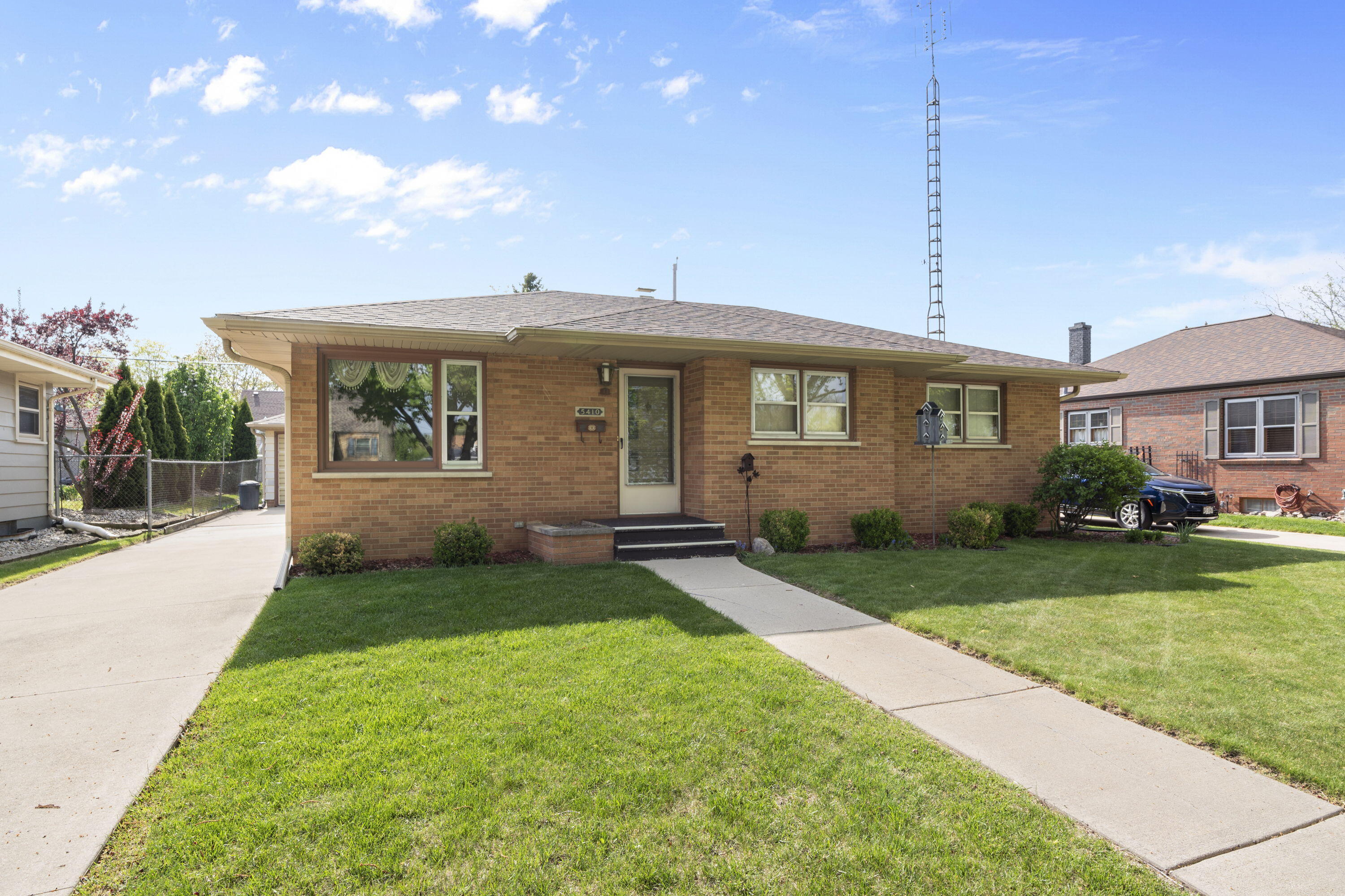 5410 43rd Ave  Kenosha WI 53144 photo