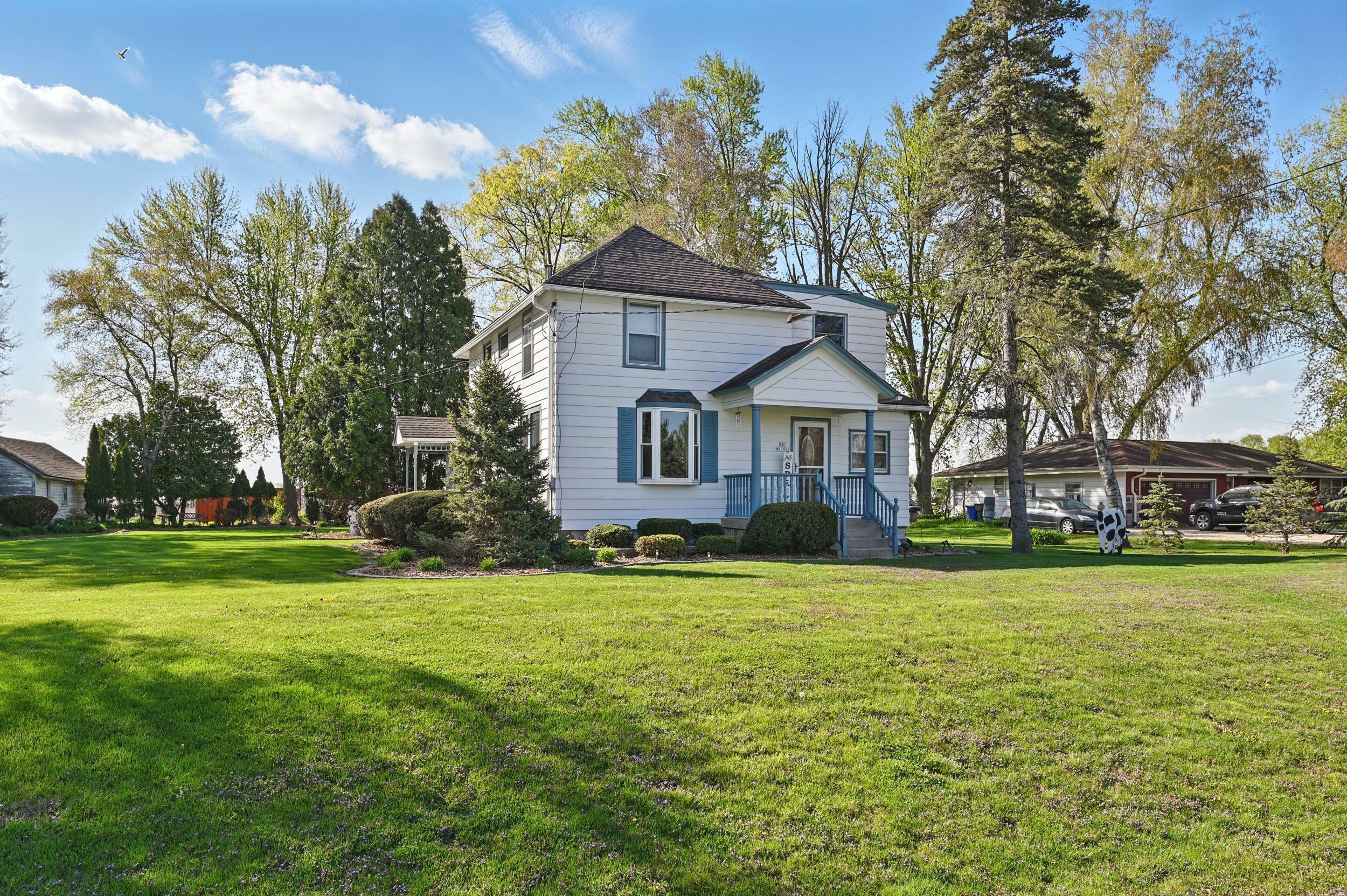 Property Photo: S81w17005 Woods Rd WI 53150
