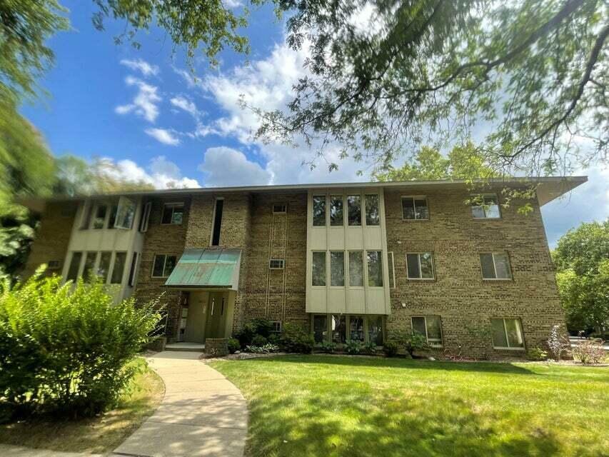 Property Photo: 1400 Morton MI 48104