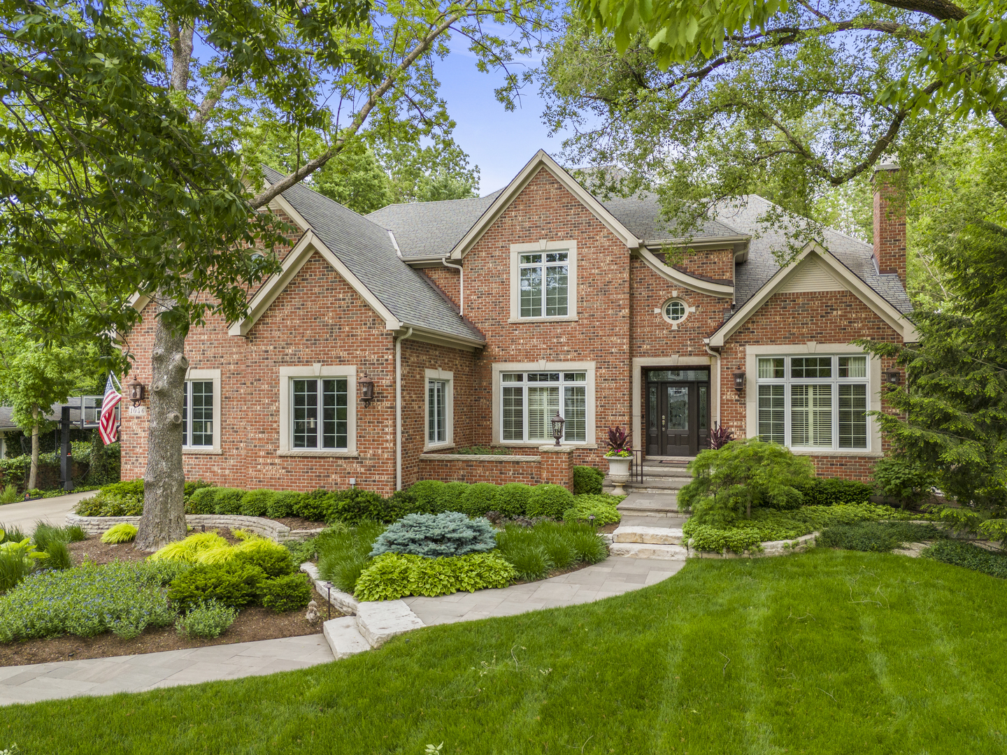 Property Photo: 1046 Sylvan Circle IL 60540