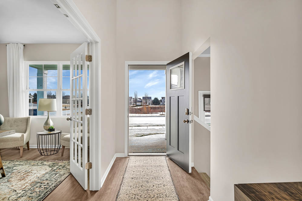 Property Photo: 2319 Hirsch Drive IL 60543