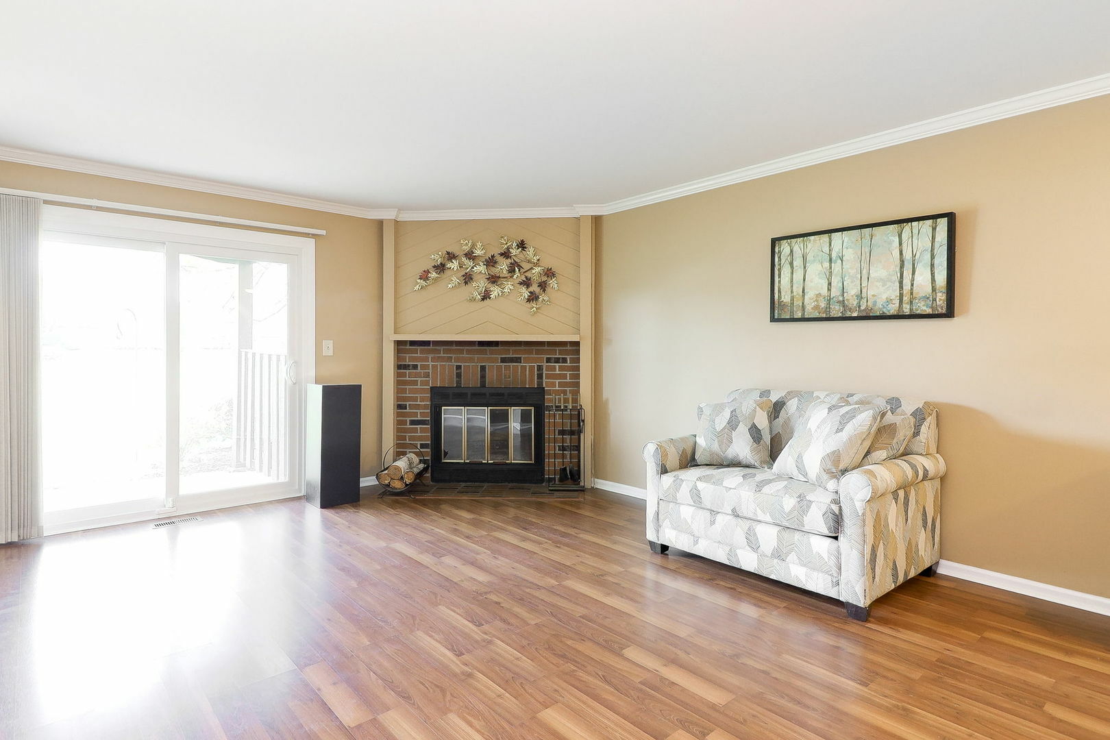 Property Photo: 2169 Sunderland Court 101B IL 60565