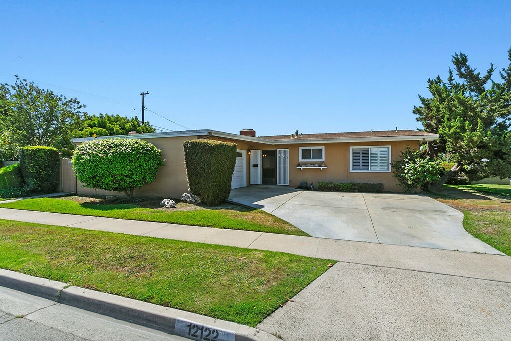 12122 Reva Drive  Garden Grove CA 92840 photo