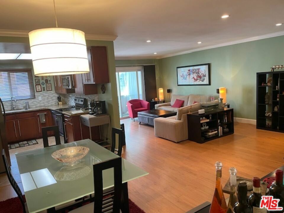 1734 N Fuller Avenue 306  Los Angeles CA 90046 photo