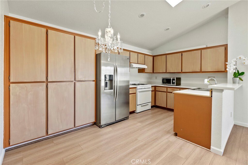 Property Photo:  220 E Grant Street 79  CA 93454 