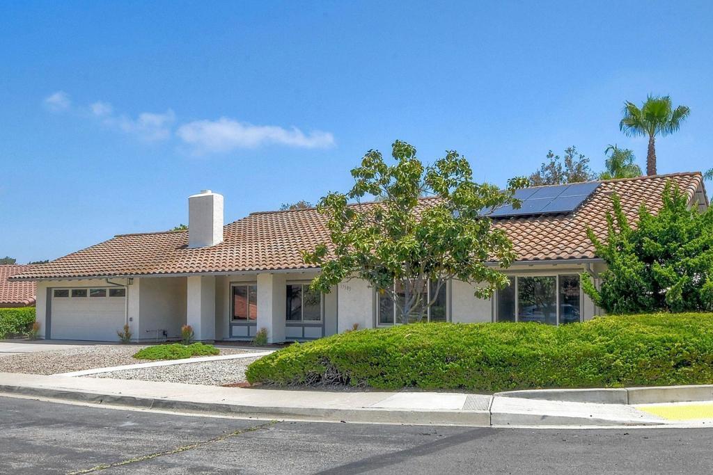 17503 Plaza Marlena  San Diego CA 92128 photo