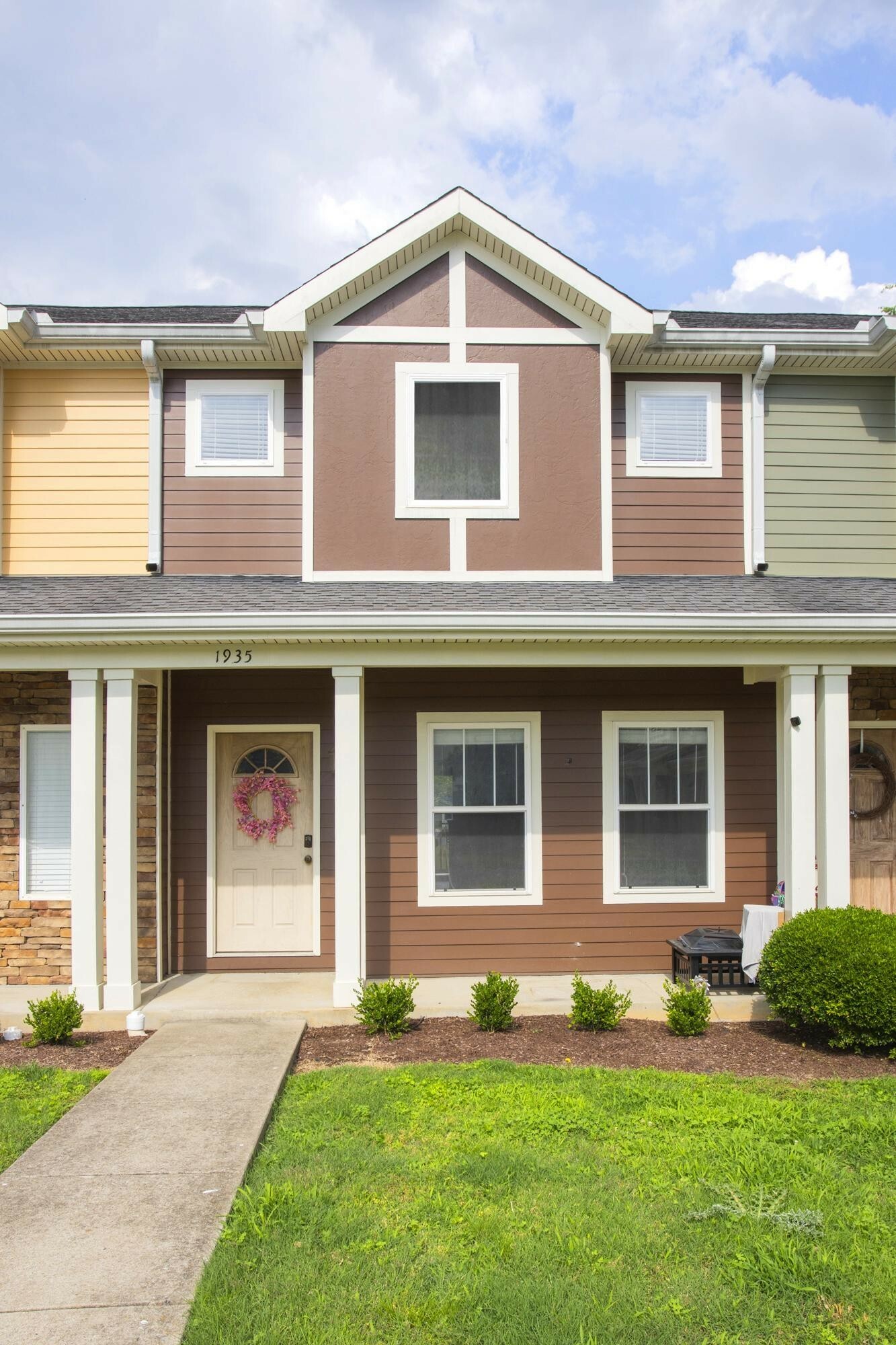 Property Photo: 1935 Lombardia Ln TN 37115