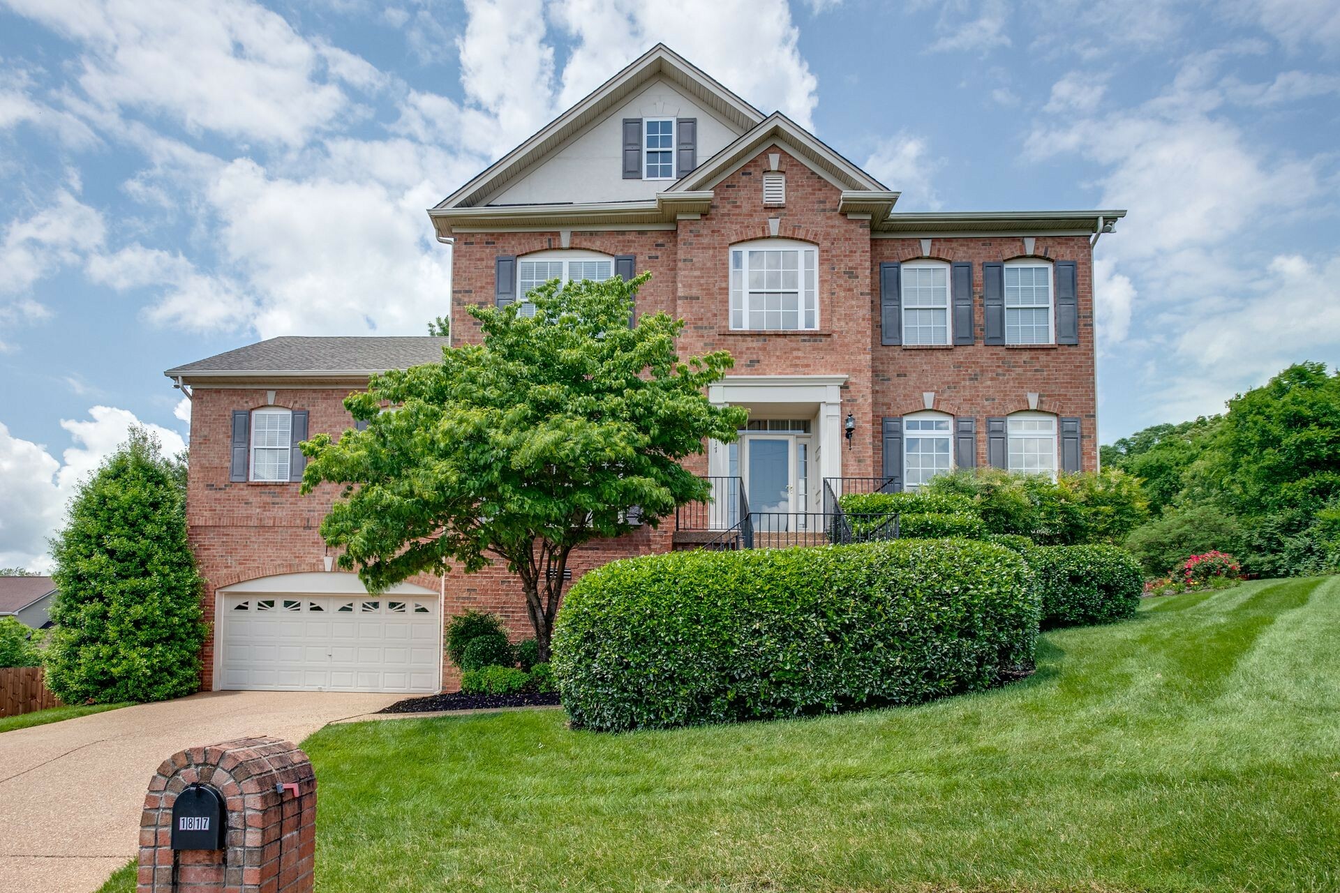 1817 Apple Ridge Cir  Nashville TN 37211 photo