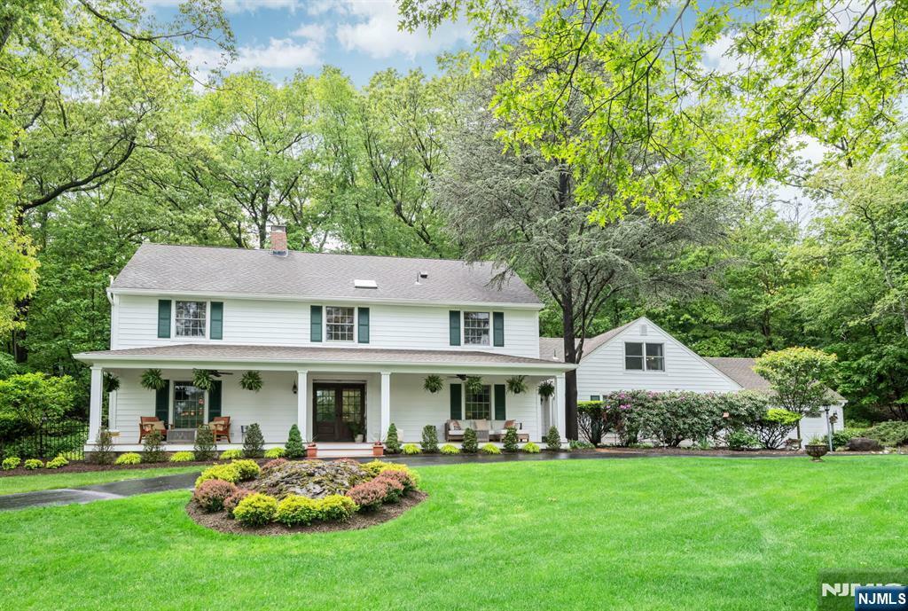 Property Photo: 220 Ottowa Lane NJ 07417