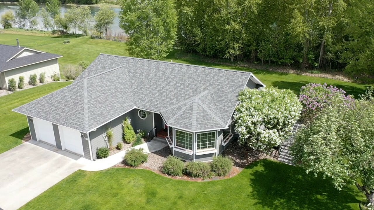 Property Photo: 286 Edgewater Drive MT 59923