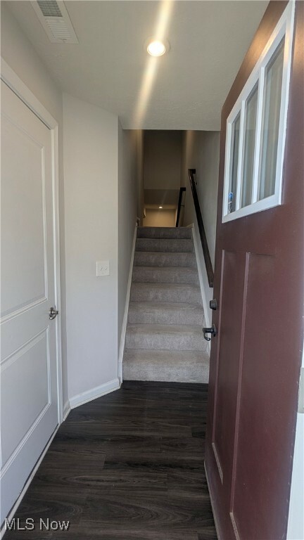 Property Photo: 1464 Chenin Run OH 44011