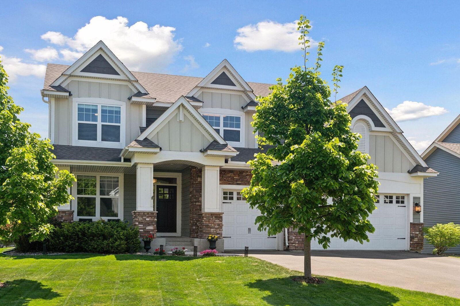 Property Photo: 3609 Strawberry Lane MN 55331