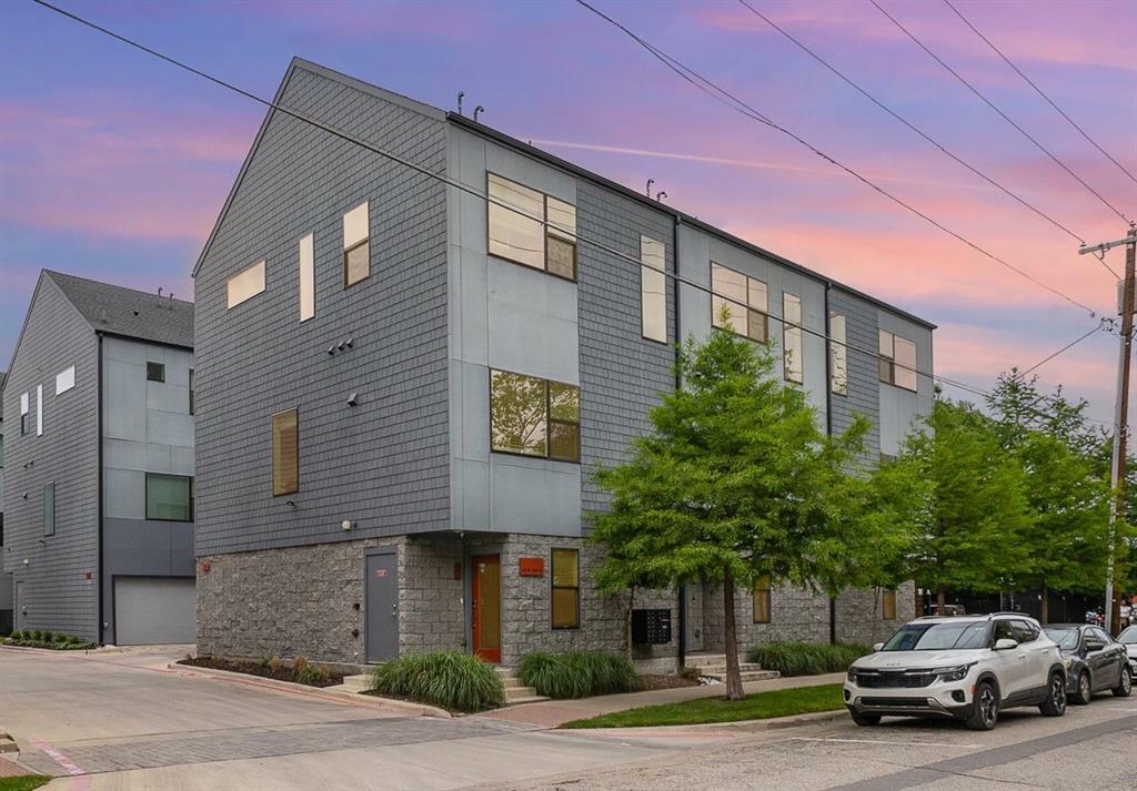 427 W 10th Street 803  Dallas TX 75208 photo