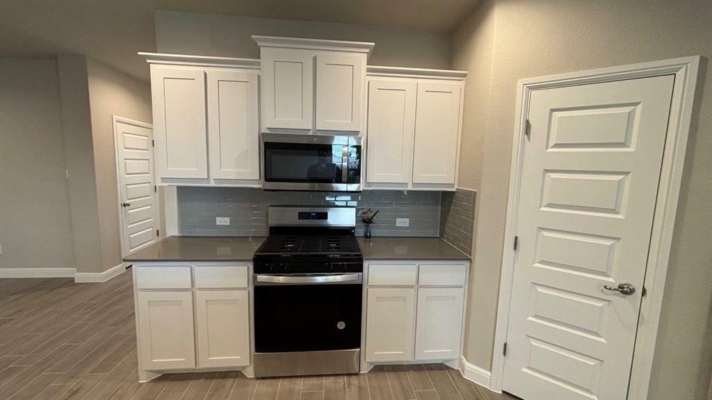Property Photo: 1905 Jackson Street TX 76033
