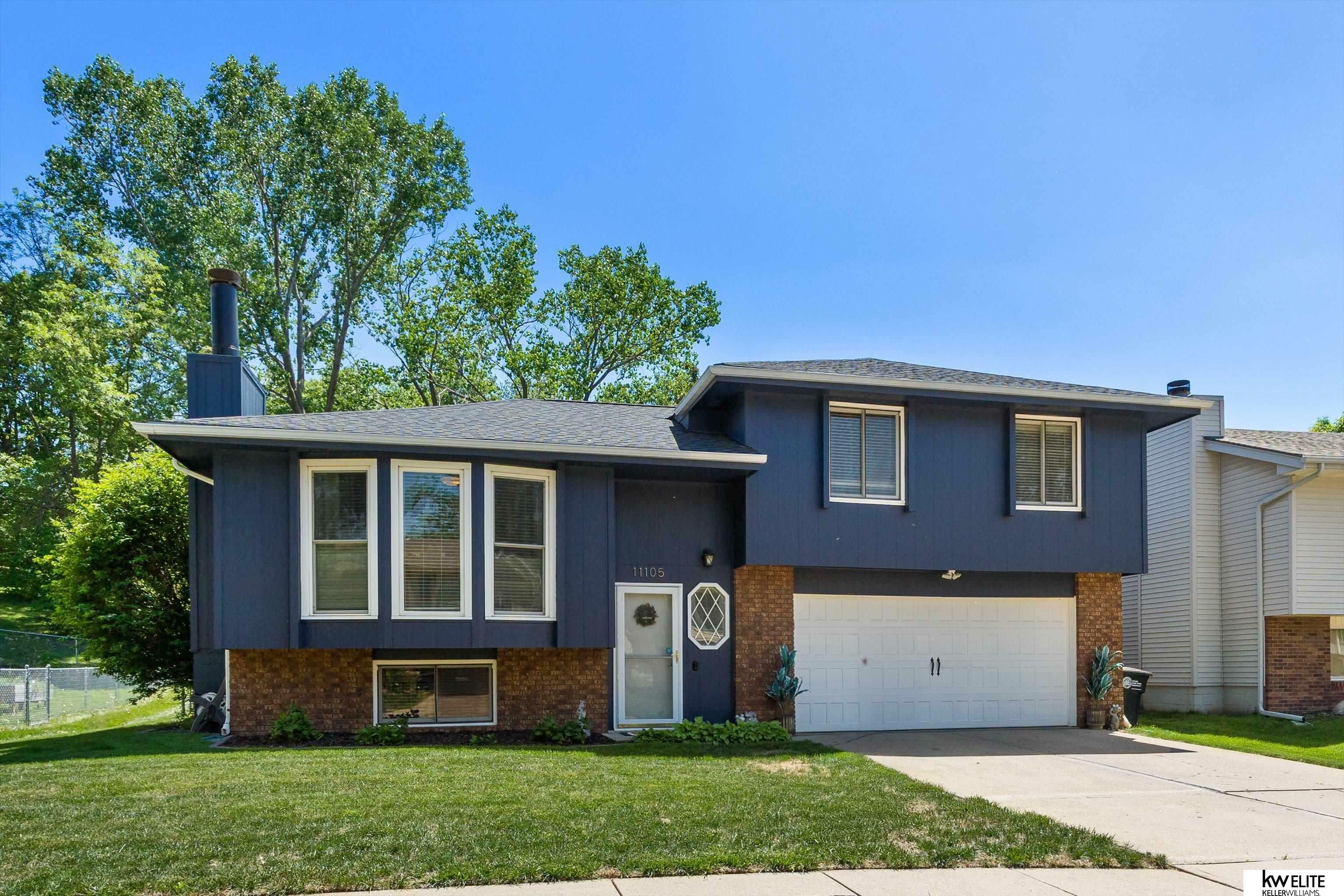 Property Photo: 11105 Crown Point Avenue NE 68164