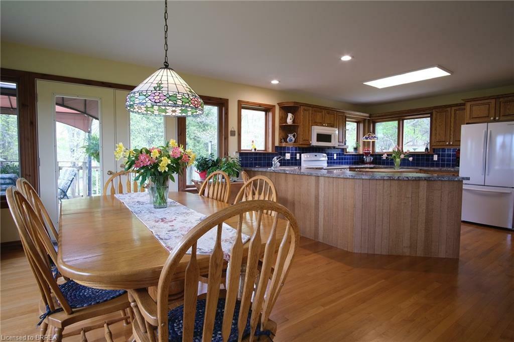 Property Photo: 546299 Sideroad 4B ON N0C 1G0
