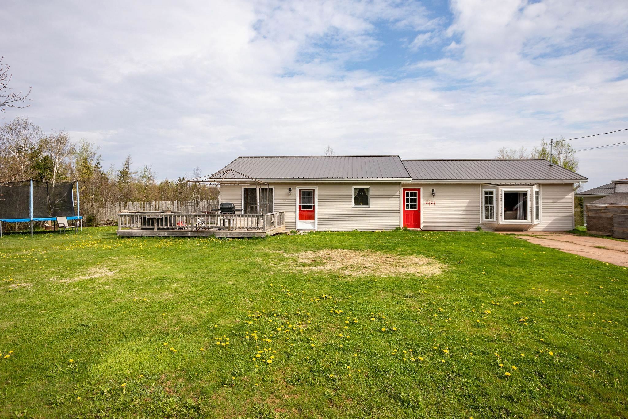 Property Photo:  44 Victory Lane  PE C1E 1Z3 