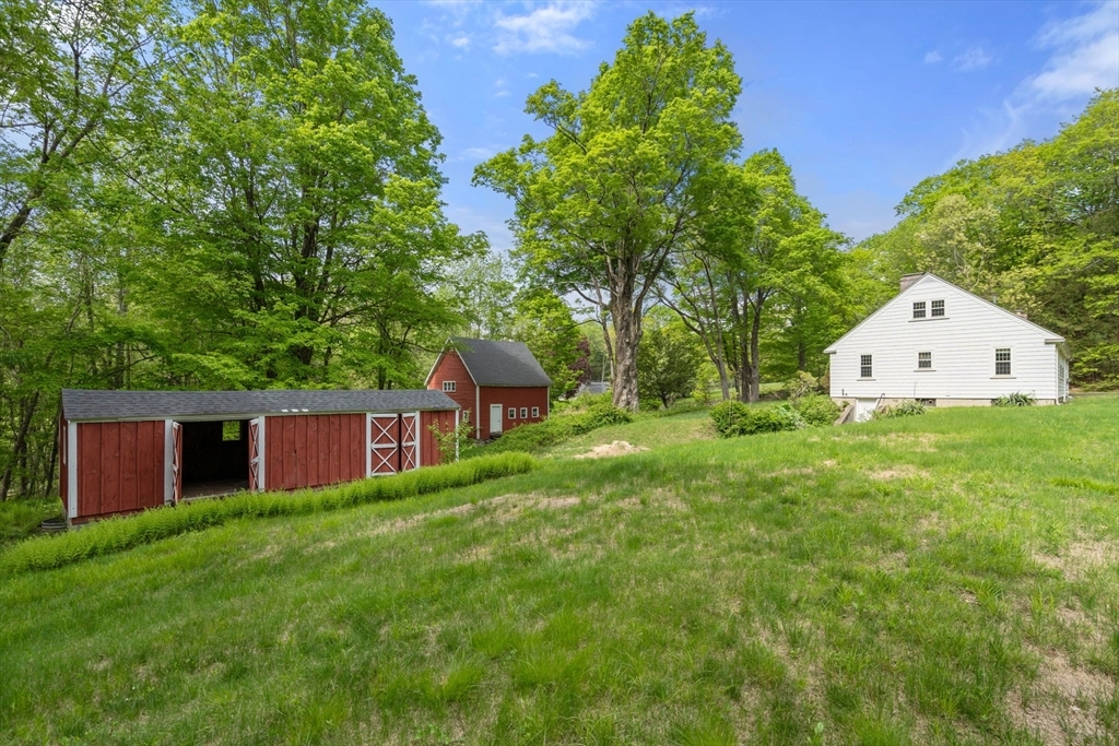 Property Photo: 35 Chapin Rd MA 01520
