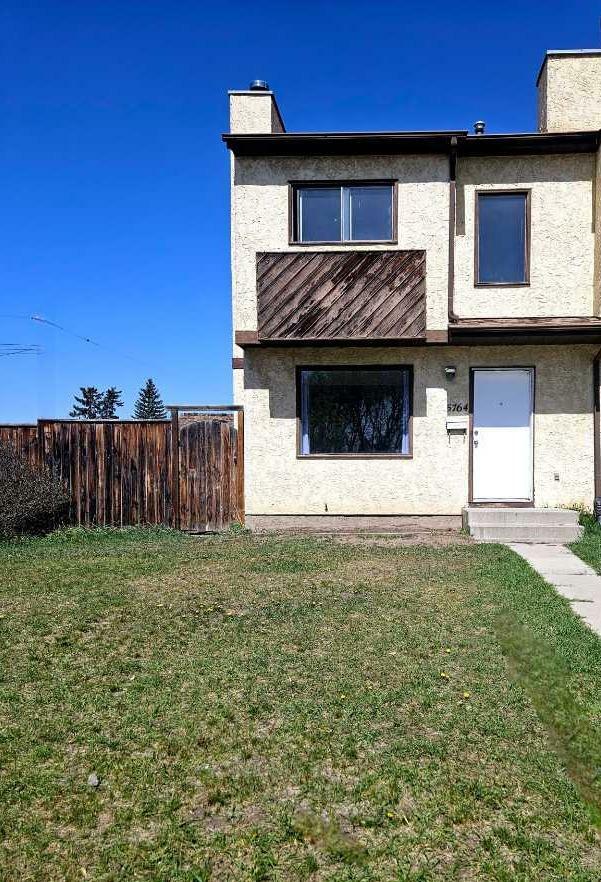 5764 71 Street  Red Deer AB T4P 3A8 photo