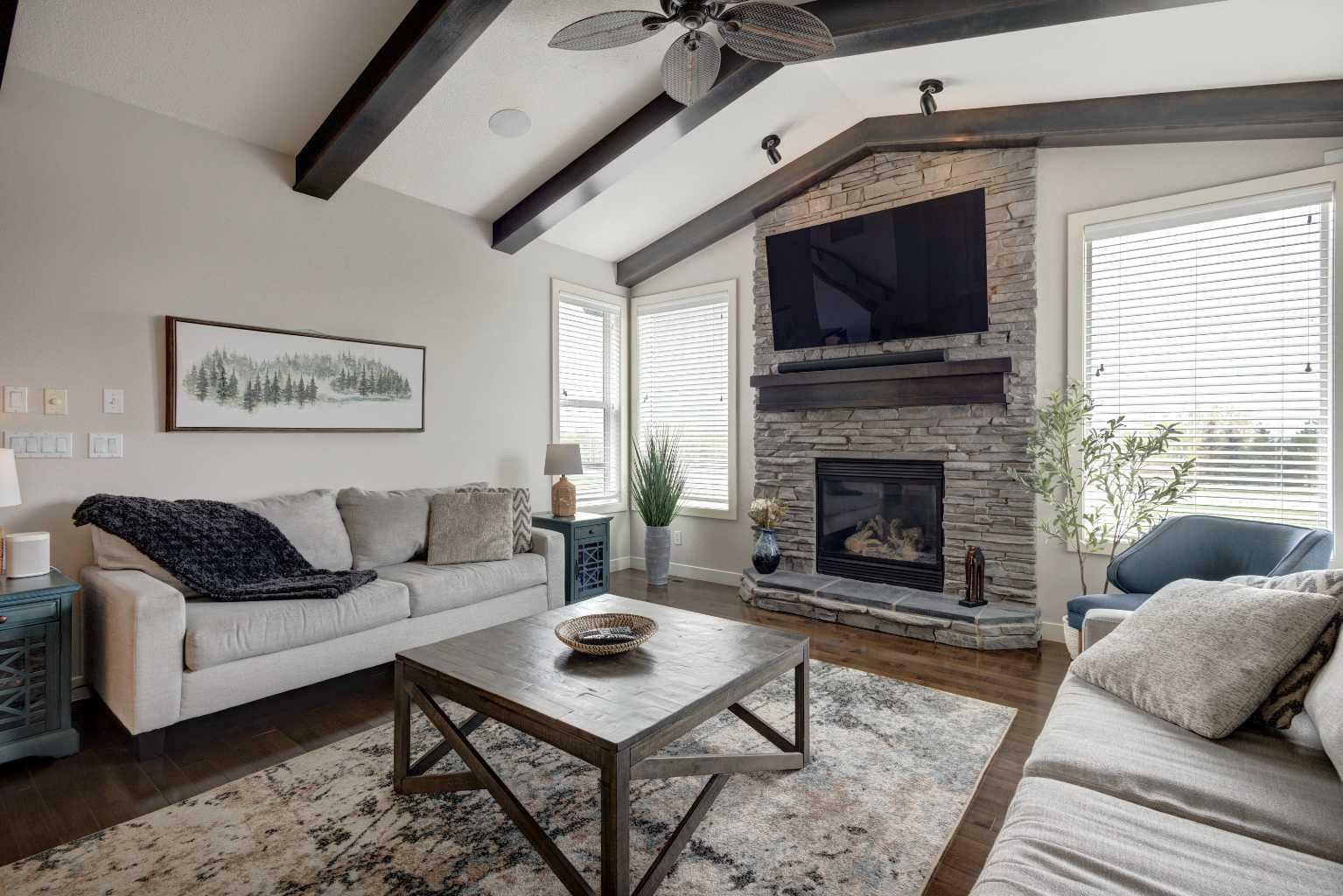 Property Photo: 185 Tuscany Reserve Rise NW AB T3L 0A4