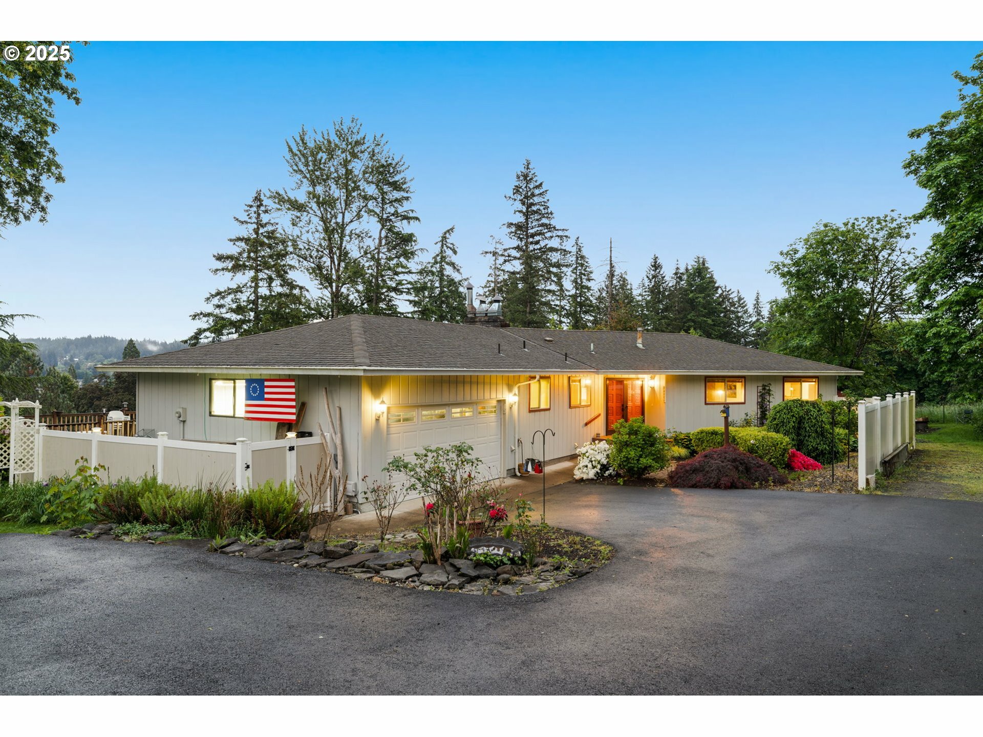 Property Photo: 16020 SE Monner Rd OR 97086