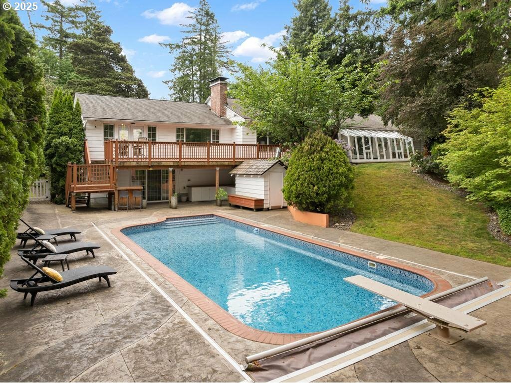 2555 SW 106th Ave  Portland OR 97225 photo