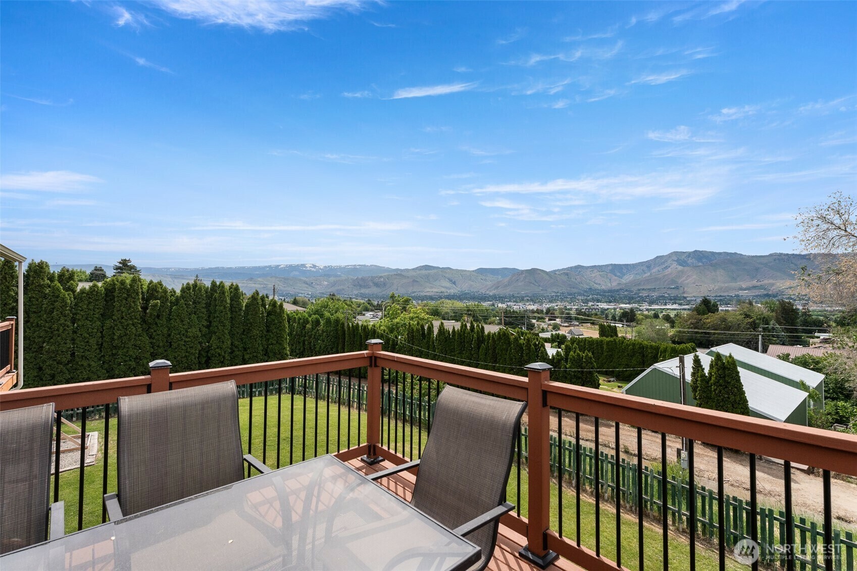 Property Photo: 2707 Angel Lane WA 98802