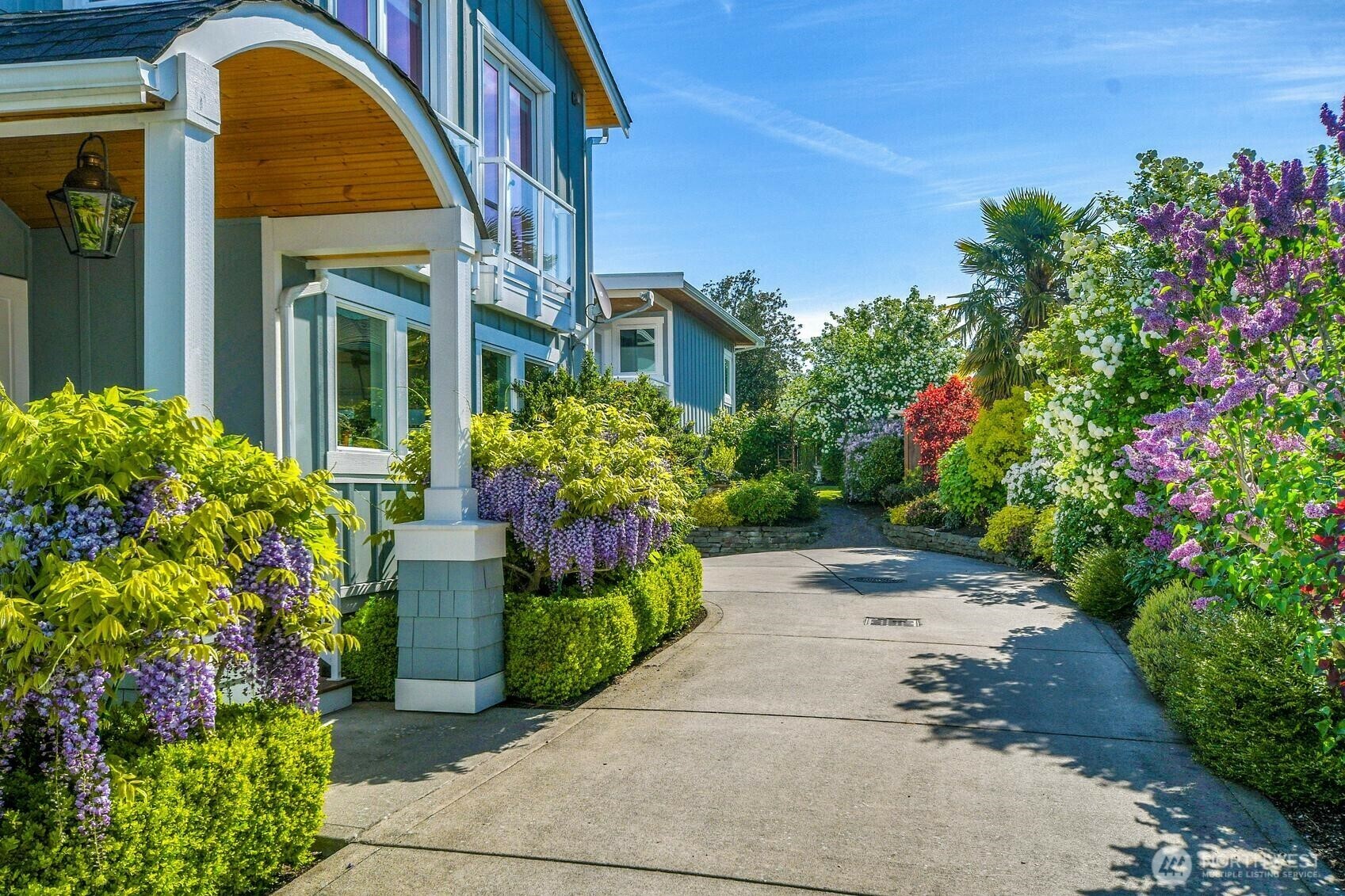 Property Photo: 620 Sunset Avenue N WA 98020