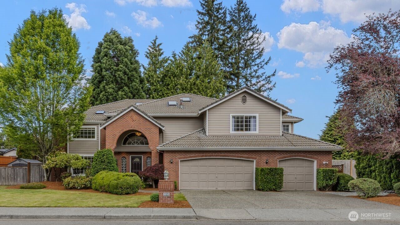 Property Photo:  2323  241st Street SE  WA 98021 