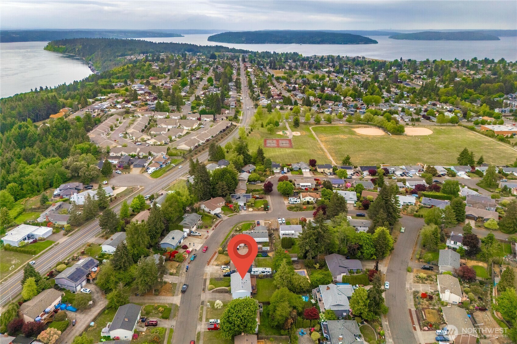 Property Photo: 3325 N Whitman Street WA 98407