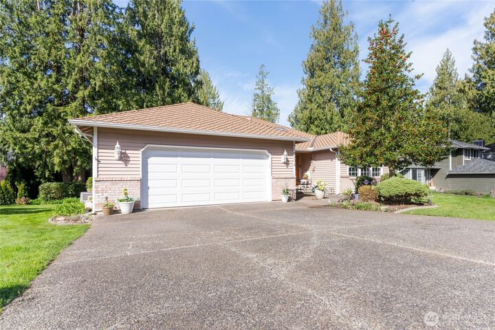 Property Photo: 18204 Woodbine Dr WA 98223