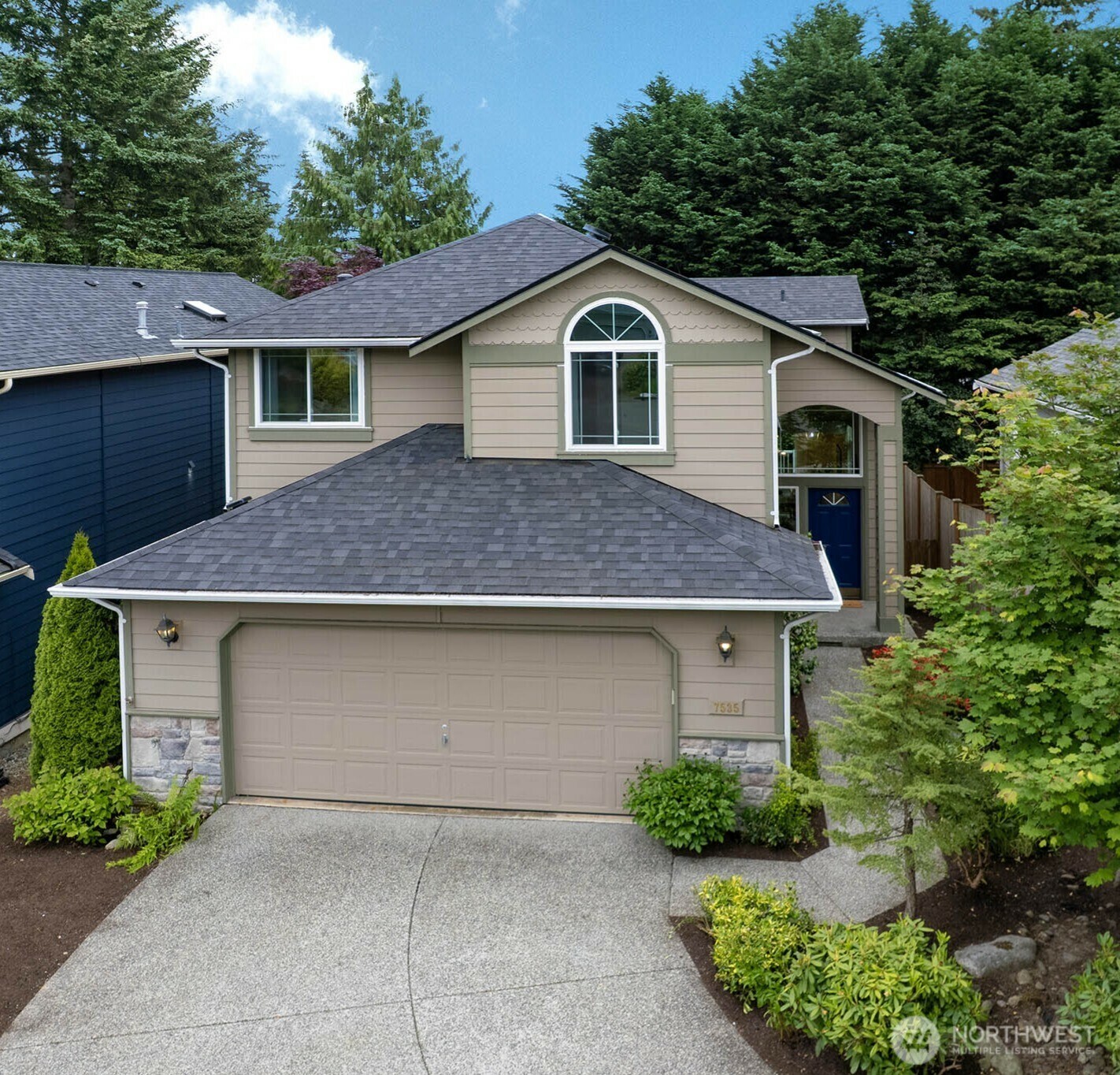 Property Photo: 7535 NE 203rd Street WA 98028