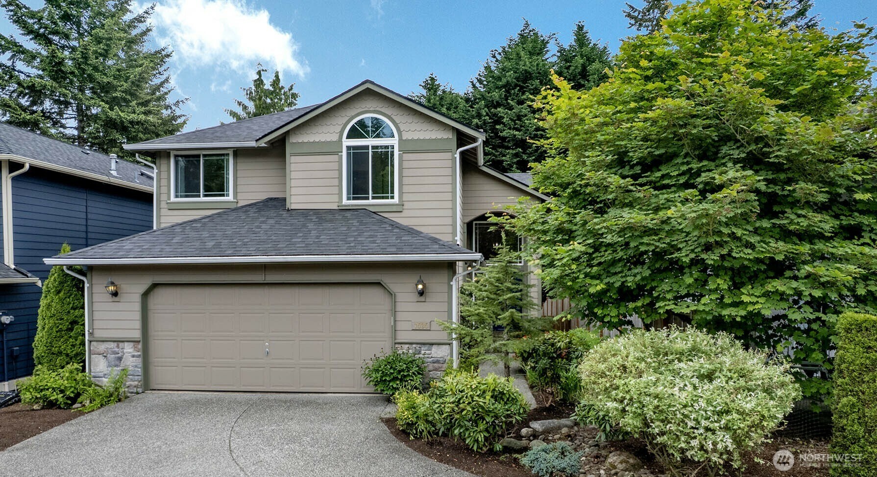 Property Photo:  7535 NE 203rd Street  WA 98028 