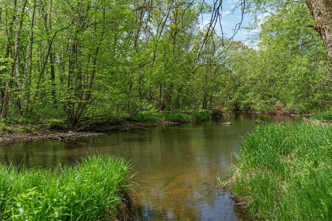 Property Photo: 1909 Hwy 64 WI 54017