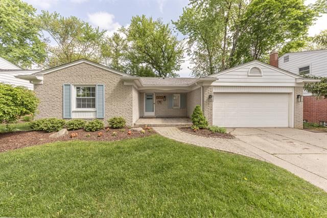 Property Photo:  1670 Gloucester Street  MI 48170 