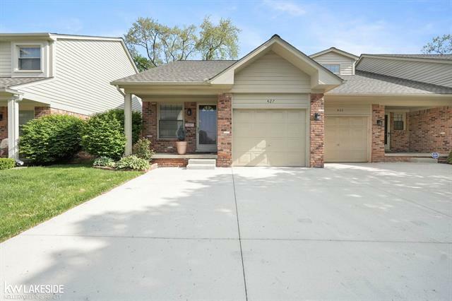 427 Oakgrove Court  Clawson MI 48017 photo