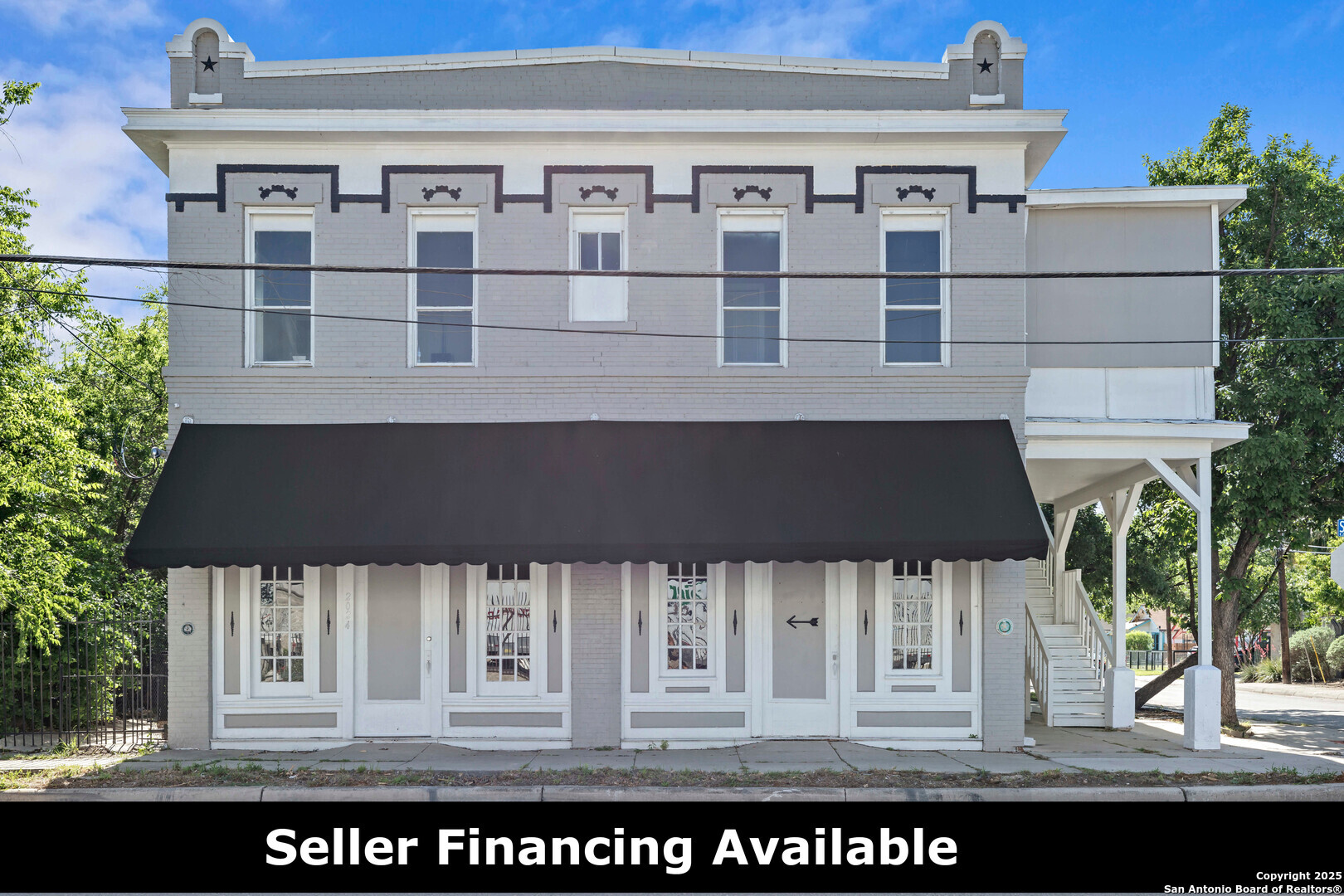 Property Photo: 2024 S Flores TX 78204