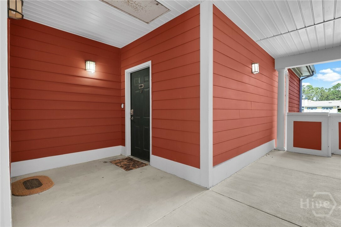Property Photo: 1733 Whitemarsh Way GA 31410
