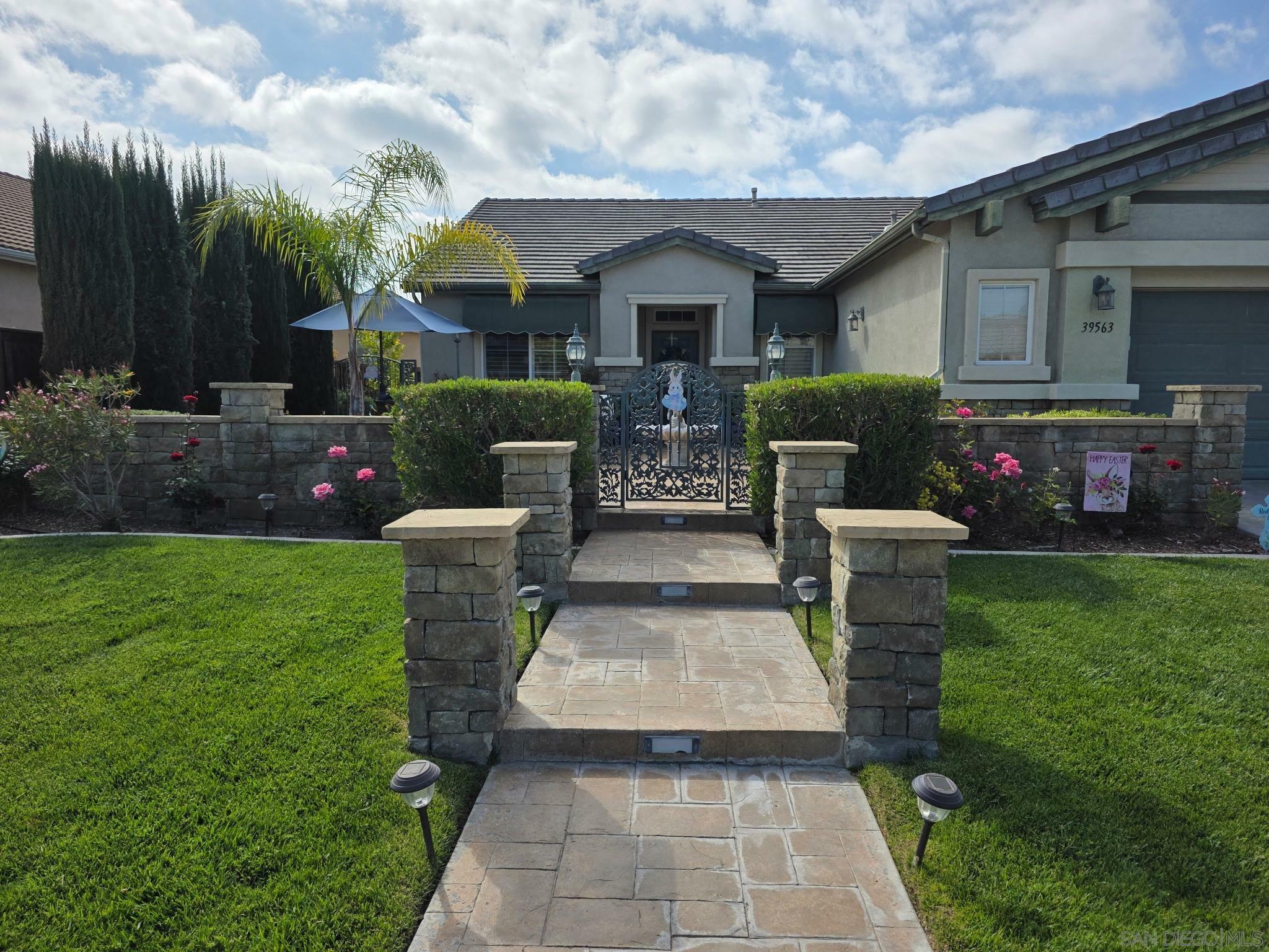 Property Photo: 39563 Freemark Abbey CA 92563