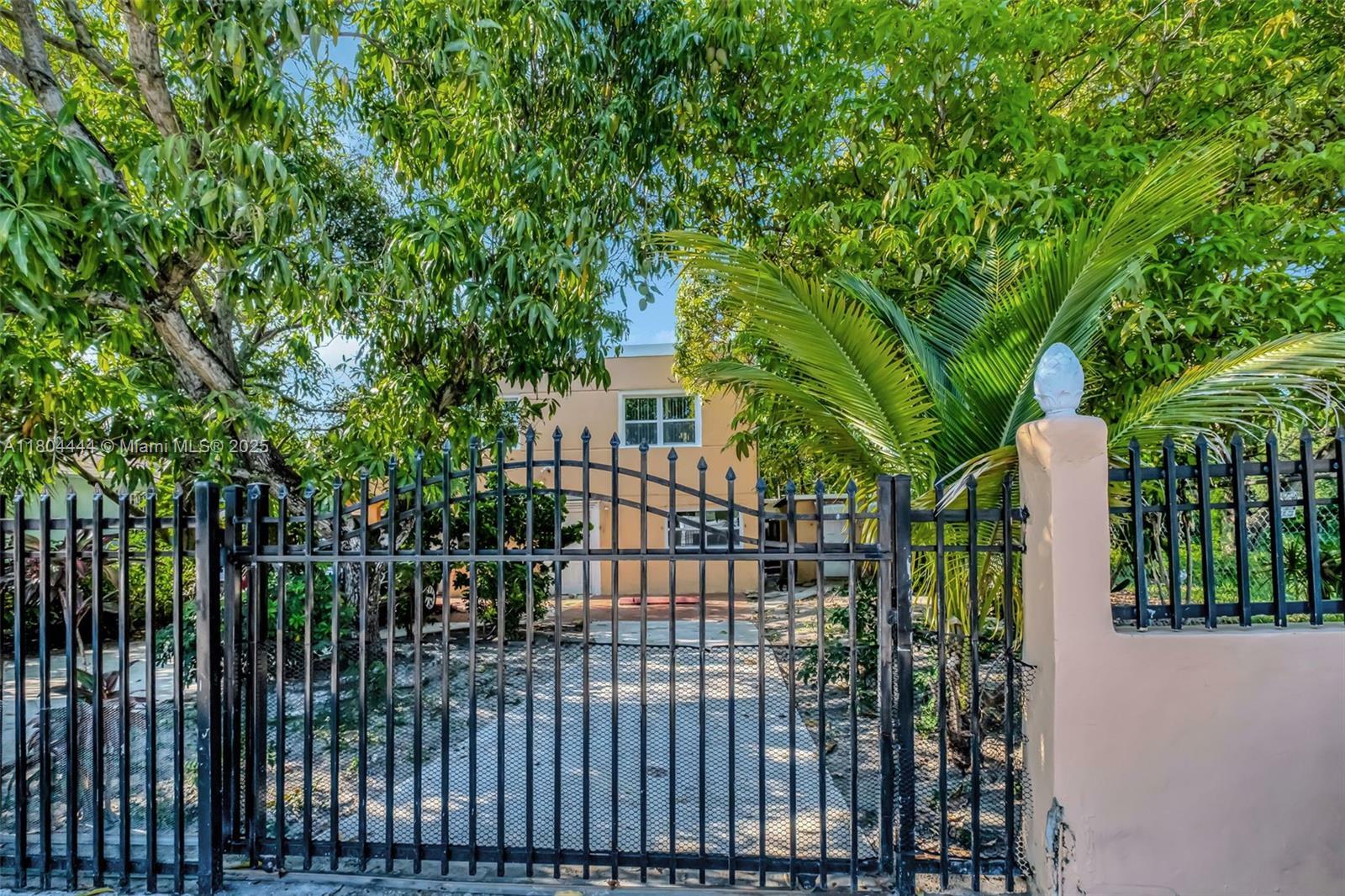 Property Photo: 277 NE 55th St FL 33137