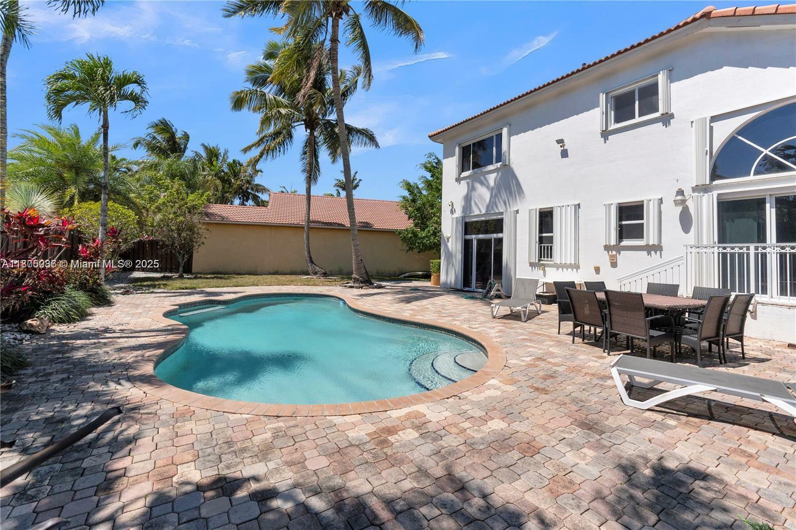 Property Photo: 11012 NW 59th St FL 33178