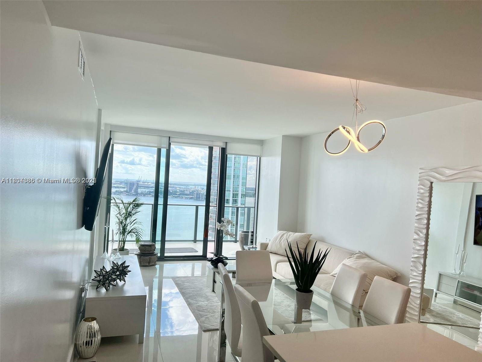 Property Photo: