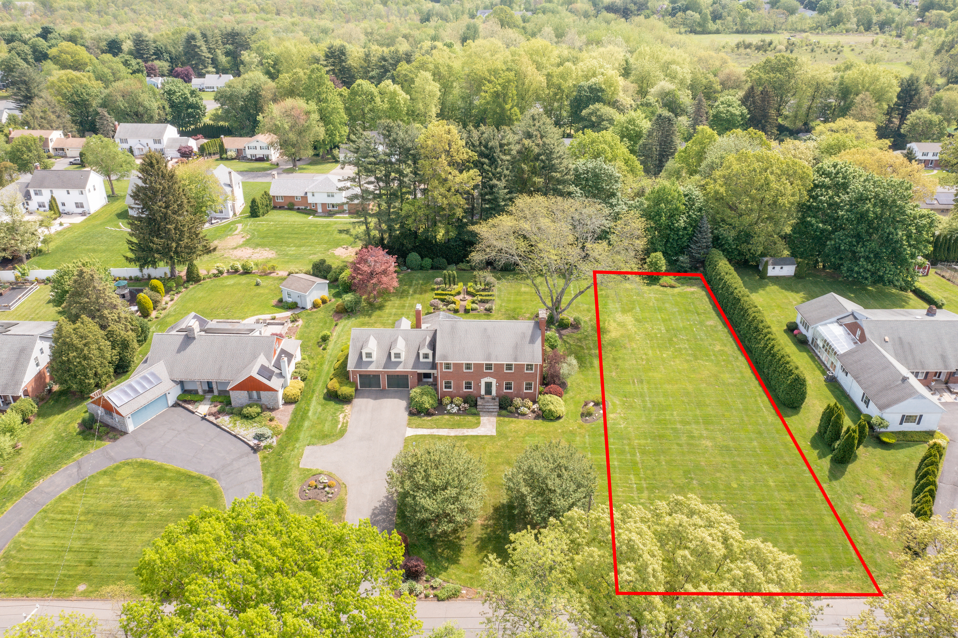 Property Photo: Thornbush Road CT 06109