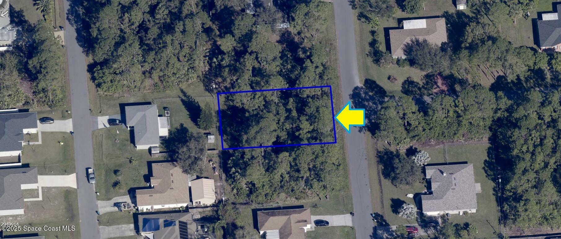 Property Photo: 3224 Terkelson Avenue SE FL 32909