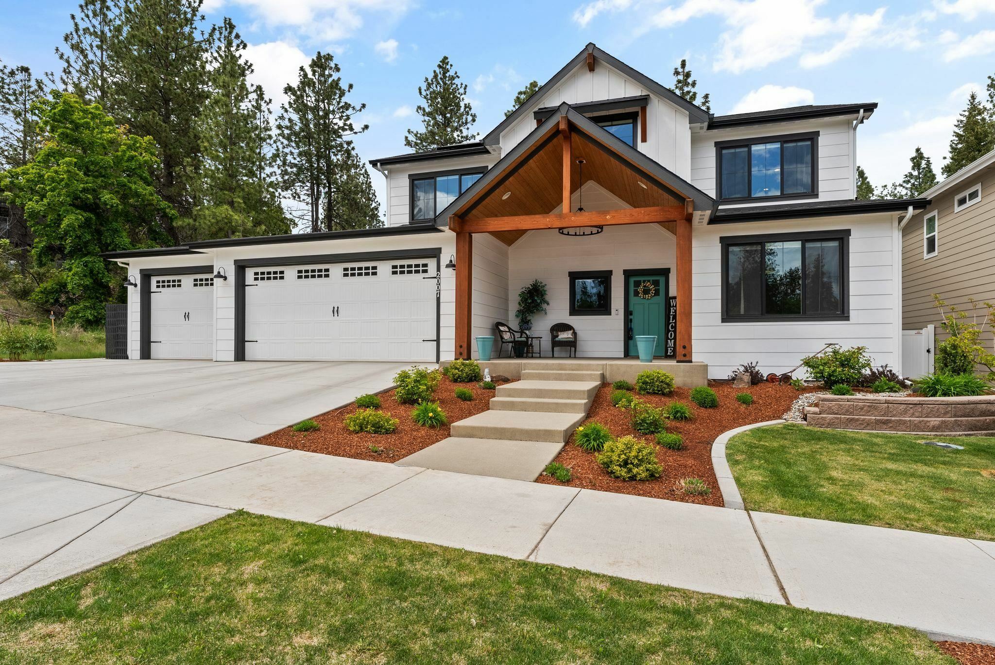 Property Photo: 2007 E 33rd Ave WA 99203