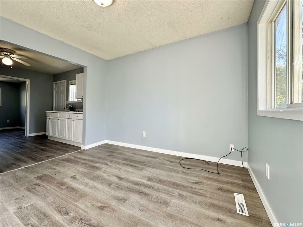 Photo de la propriété: 421 Alexandra Street SK S4R 4W6