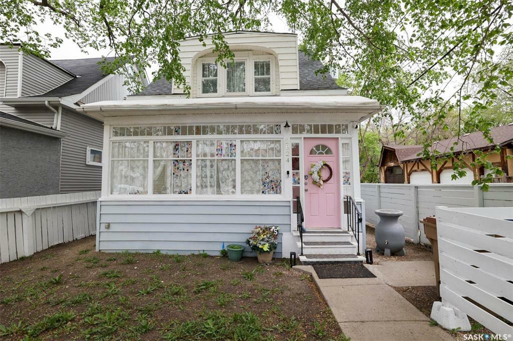 Property Photo: 2824 12th Avenue SK S4T 1J4