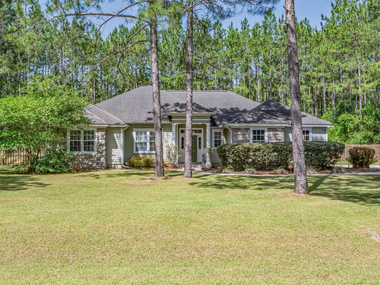 Property Photo:  43 Ponderosa Drive  FL 32327 