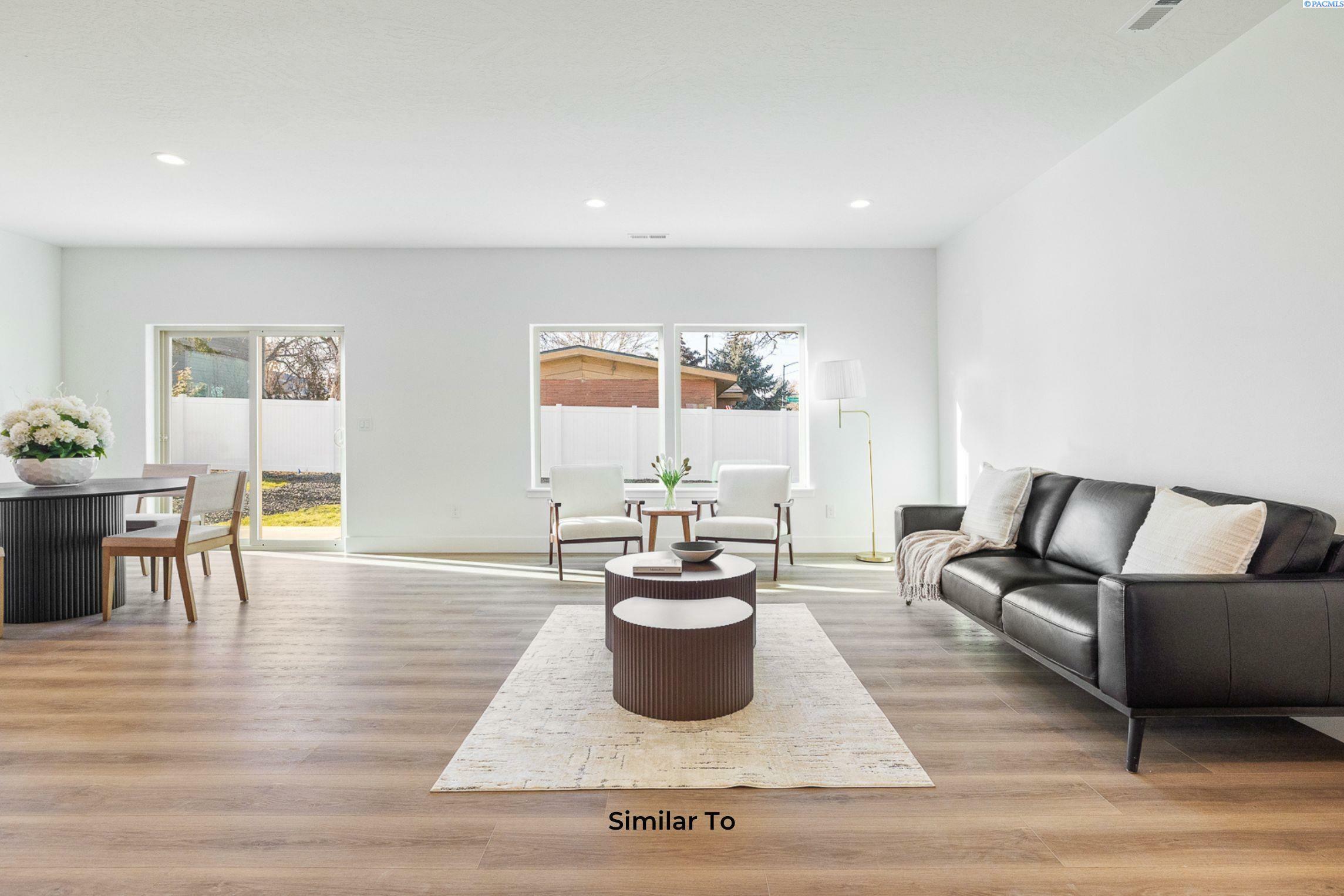 Property Photo: 7668 Grapevine Ct WA 99353